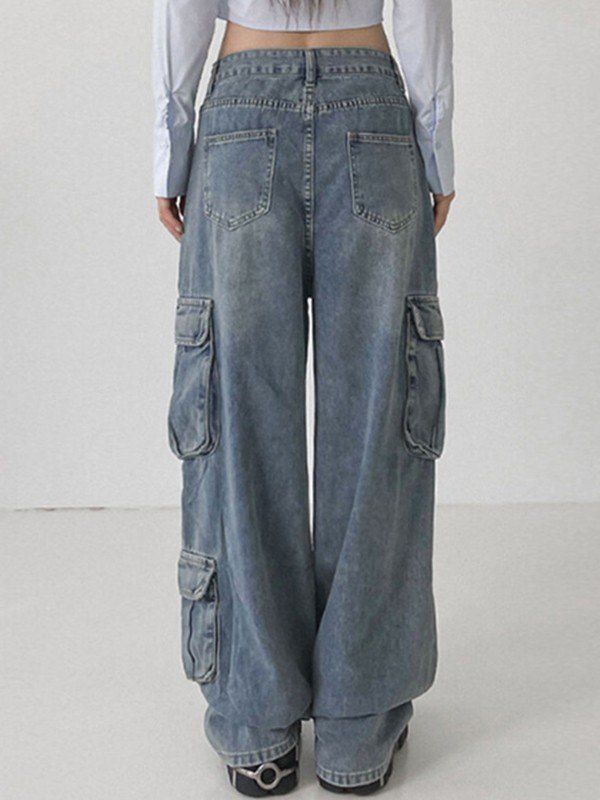 Boyfriend-Fit Cargo-Jeans mit Taschenaufnäher-4