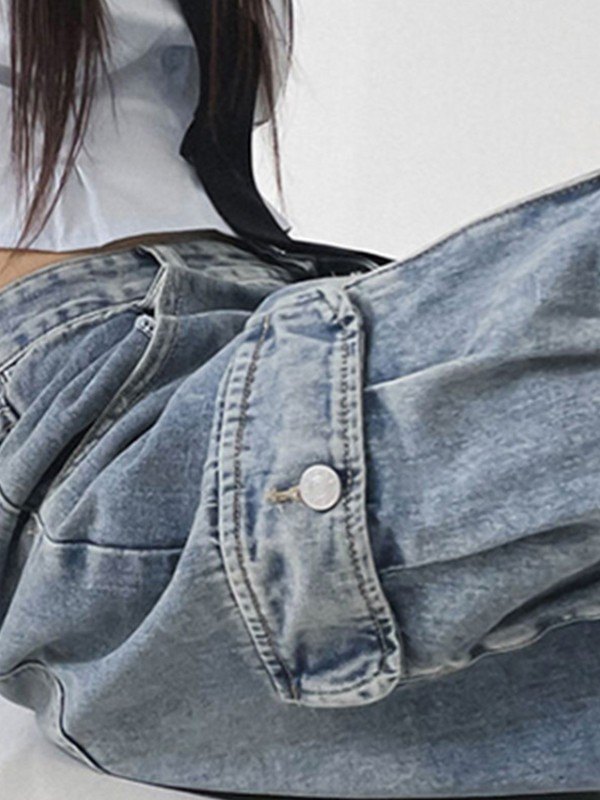 Boyfriend-Fit Cargo-Jeans mit Taschenaufnäher-5